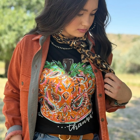 Thankful Pumpkin Graphic Tee - Picture 1 of 8